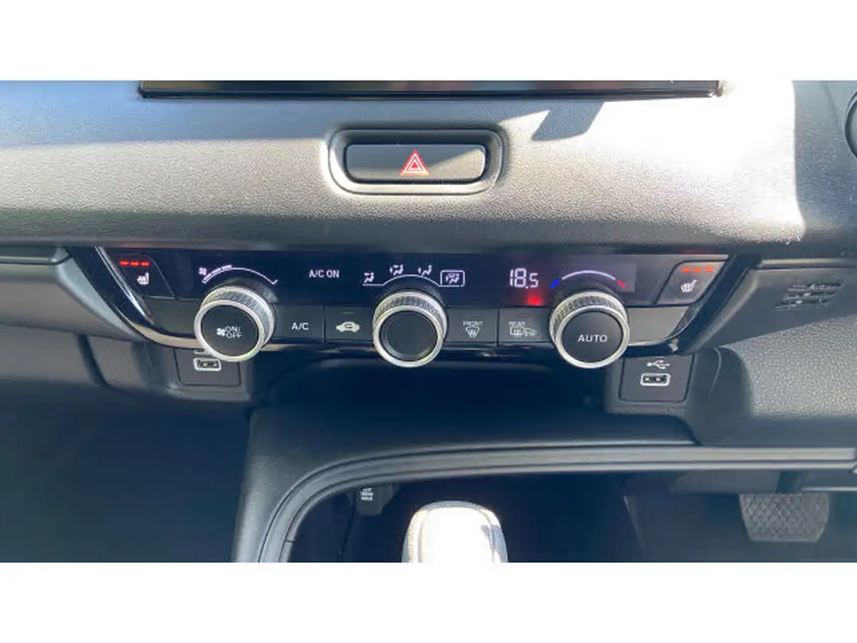 2022-honda-hr-v-15-i-mmd-elegance-big-33
