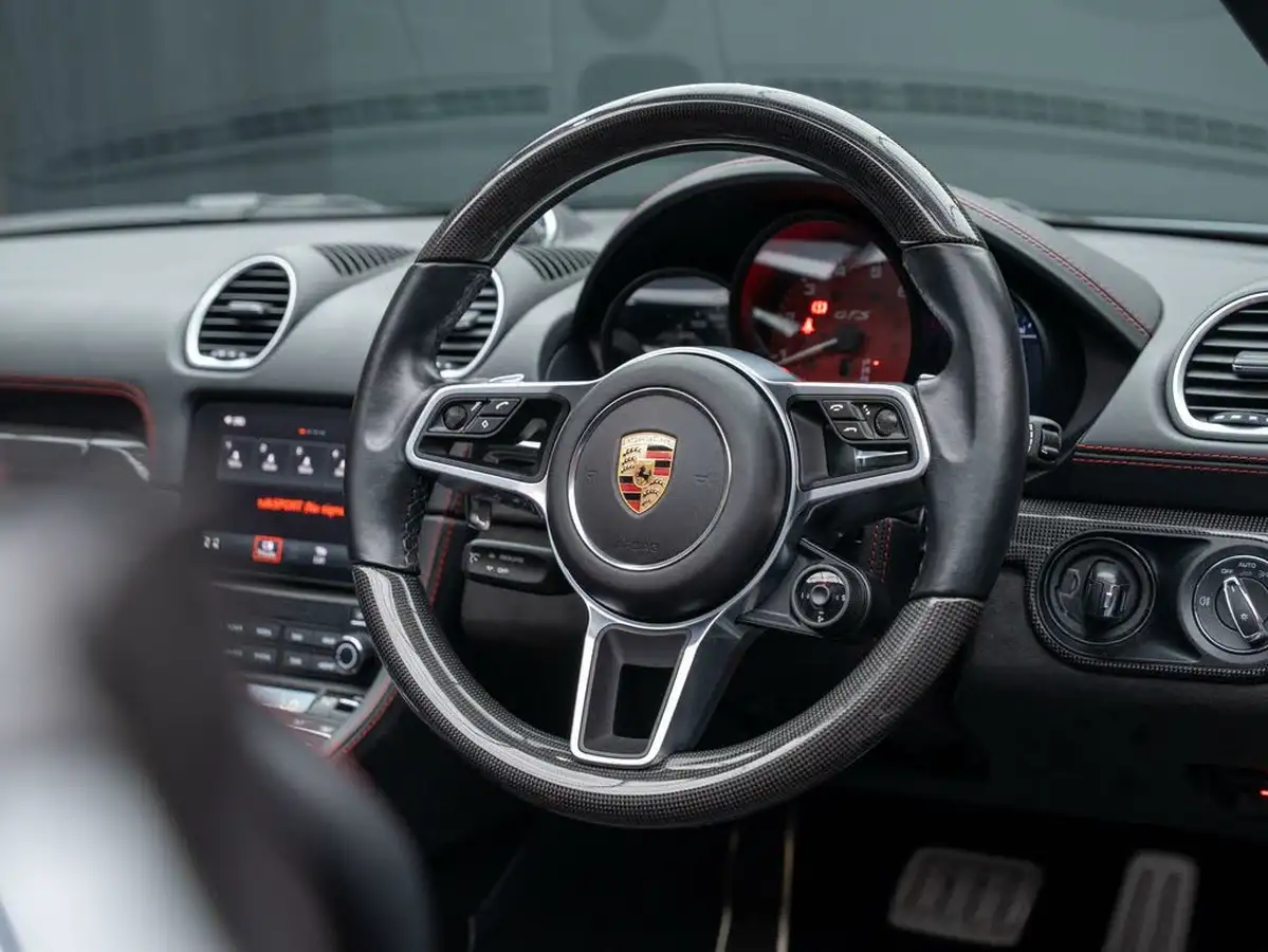 2022-porsche-boxster-718-40-boxster-gts-40-pdk-big-3