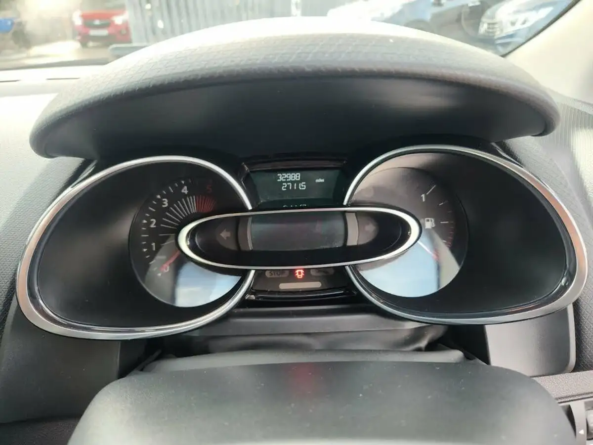 2016-renault-clio-15dci-dynamique-nav-edc-auto-big-18
