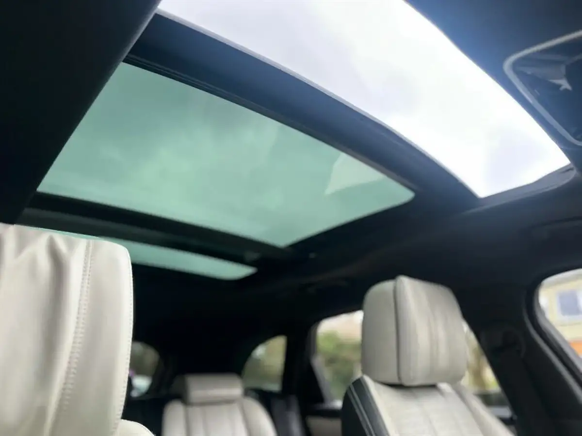 2017-land-rover-range-rover-velar-30-d300-r-dynamic-hse-big-29