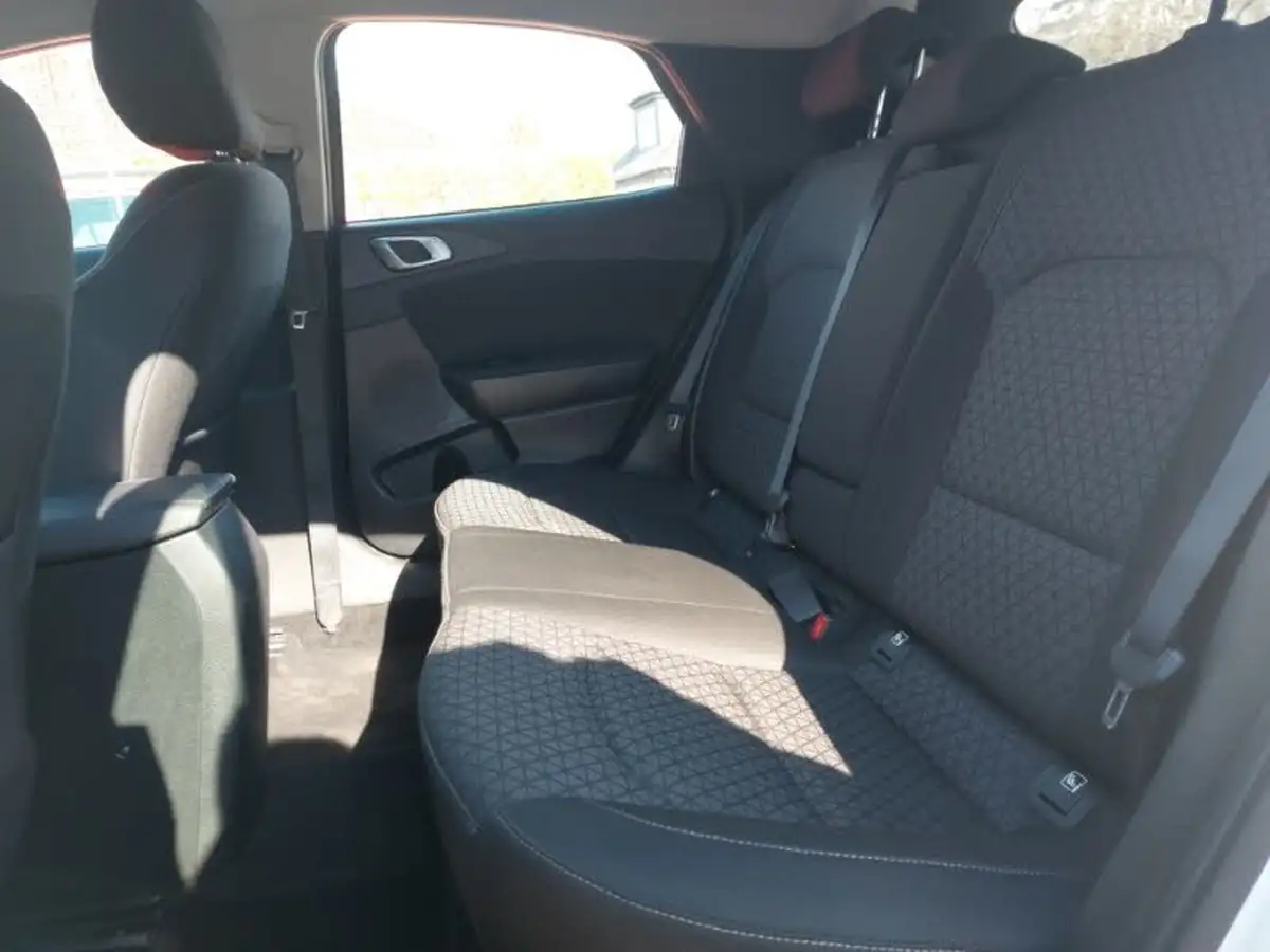 2020-kia-xceed-10-t-gdi-2-big-5