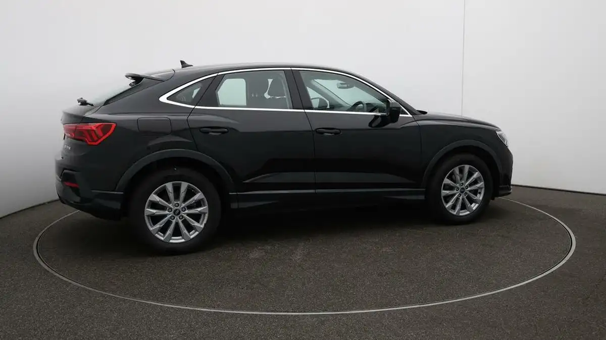 2021-audi-q3-15-35-tfsi-cod-sportback-s-tronic-big-41