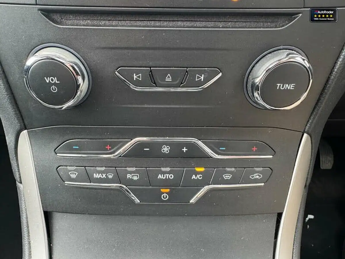 2016-ford-s-max-20tdci-zetec-150ps-duratorq-big-19
