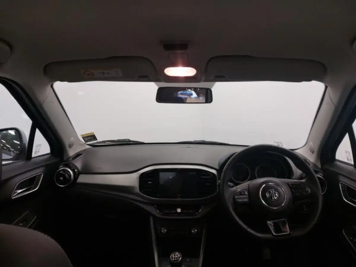 2024-mg-mg3-15-vti-tech-exclusive-nav-big-2