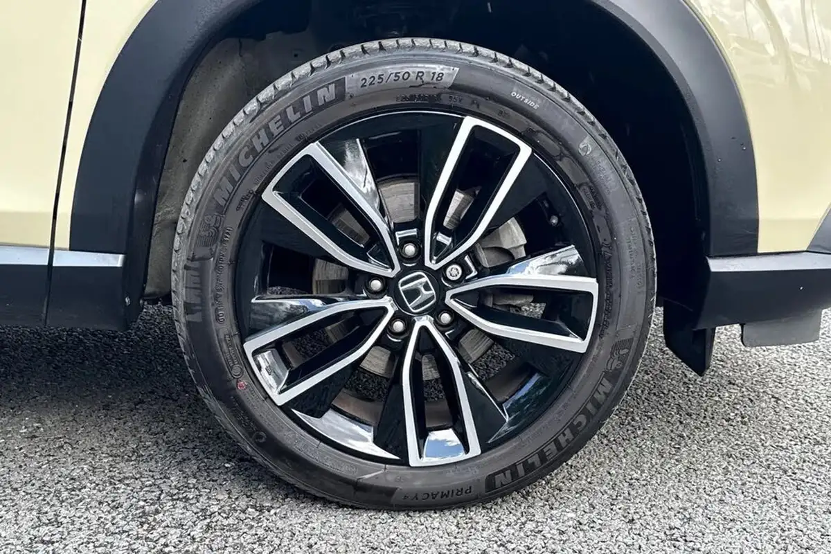 2022-honda-hr-v-15-i-mmd-elegance-big-11