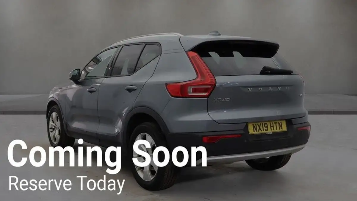 2019-volvo-xc40-20-t4-momentum-awd-big-6