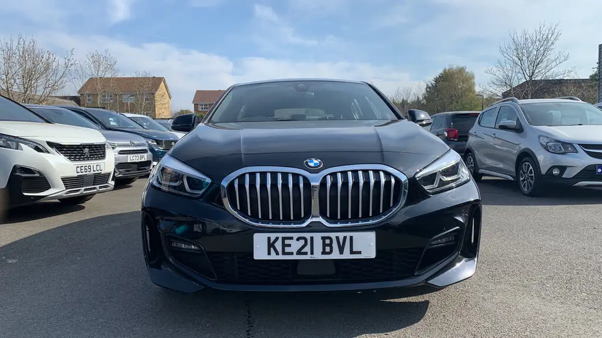 2021-bmw-1-series-15-118i-m-sport-lcp-big-7
