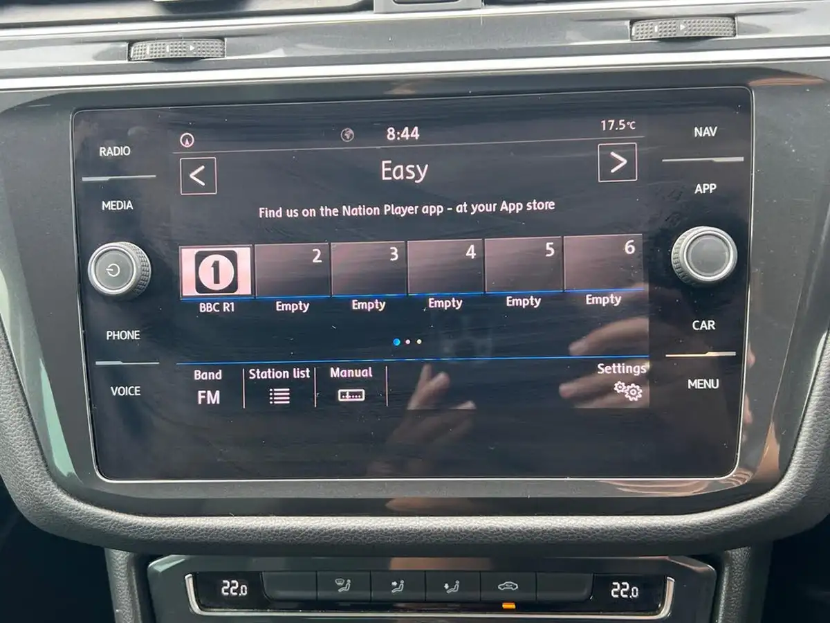 2018-volkswagen-tiguan-14-tsi-se-navigation-125ps-ss-big-20
