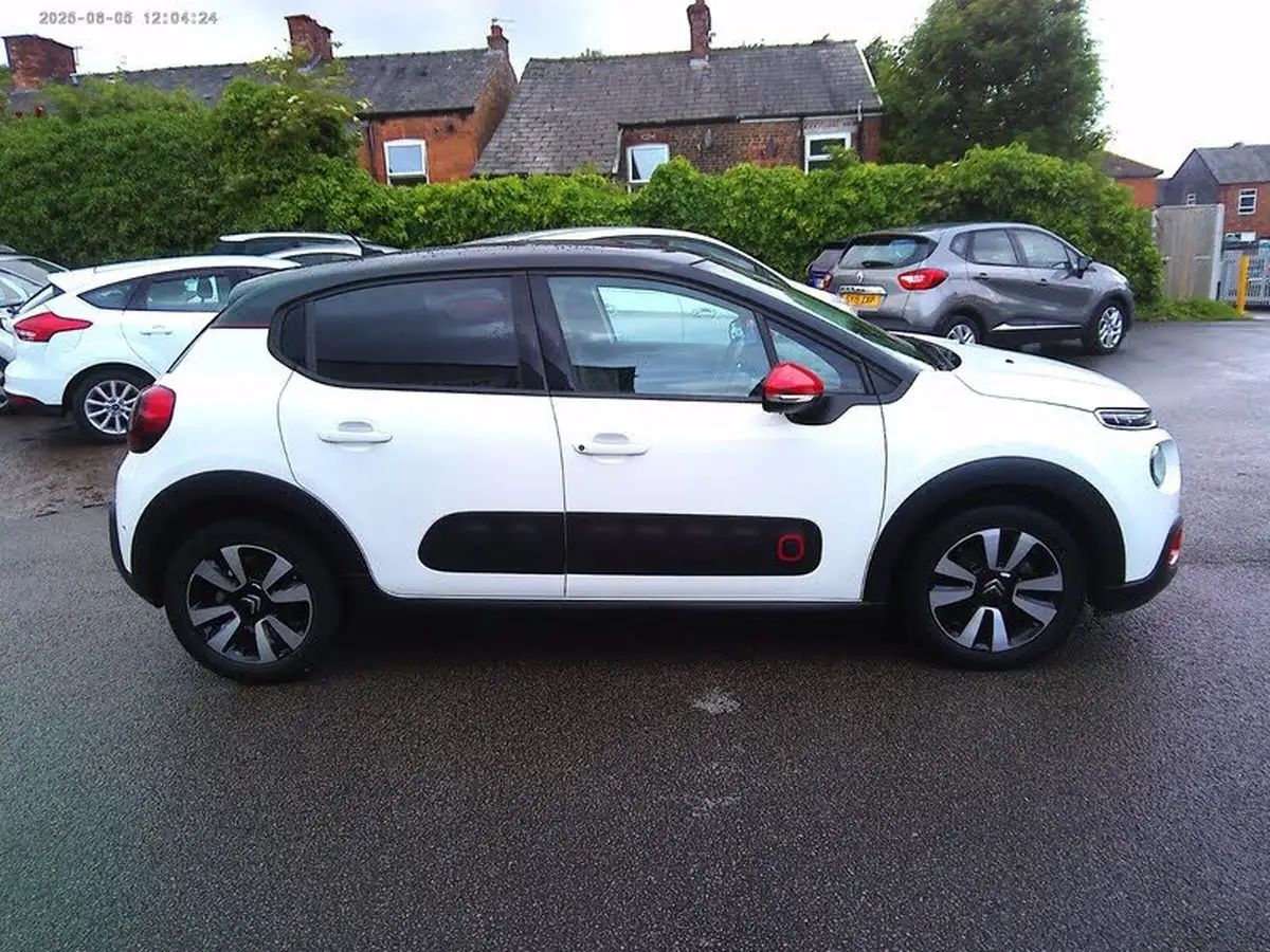 2017-citroen-c3-12-puretech-flair-110ps-ss-big-3