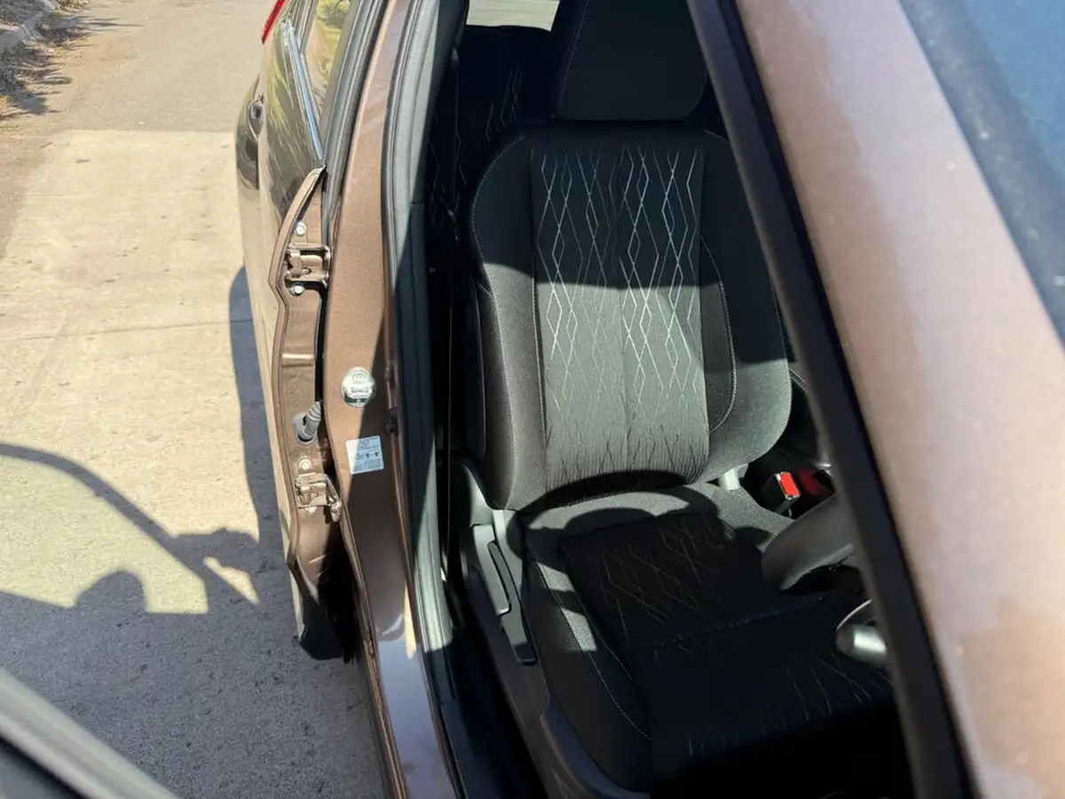 2021-mitsubishi-eclipse-cross-15-3-4wd-auto-big-24