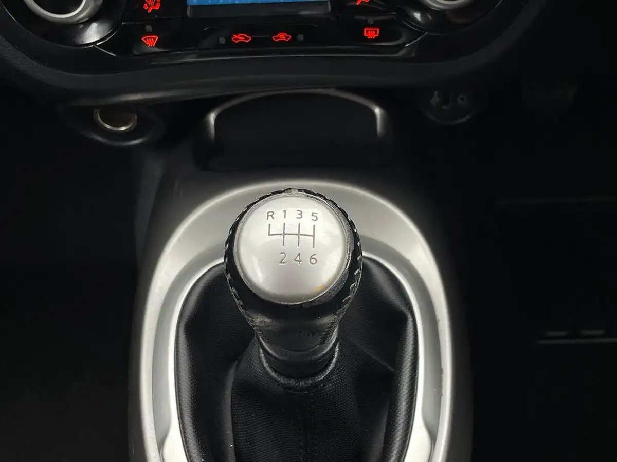2012-nissan-juke-15td-acenta-premium-big-63