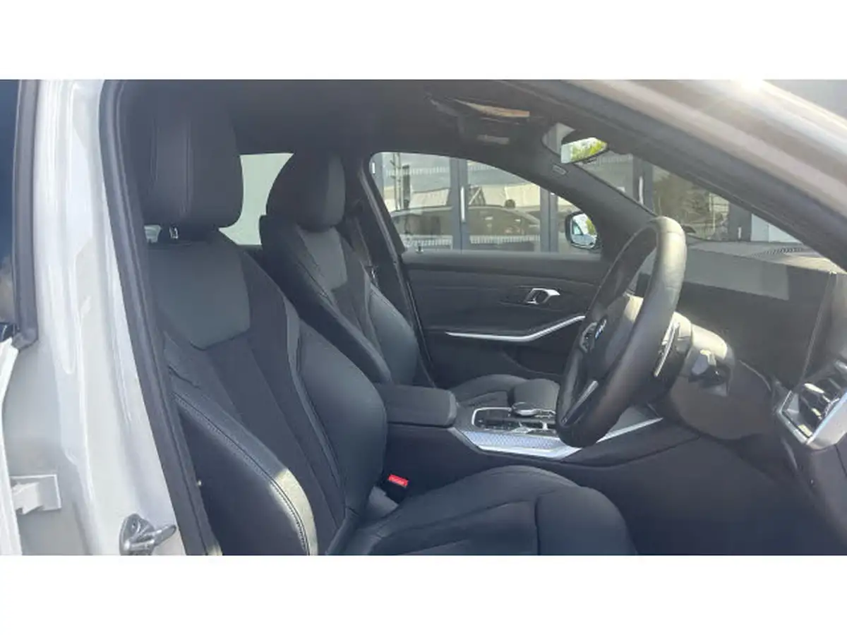 2024-bmw-3-series-20-330e-m-sport-touring-5d-big-10