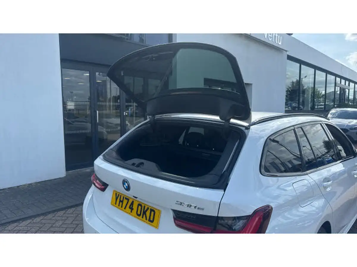 2024-bmw-3-series-20-330e-m-sport-touring-5d-big-38