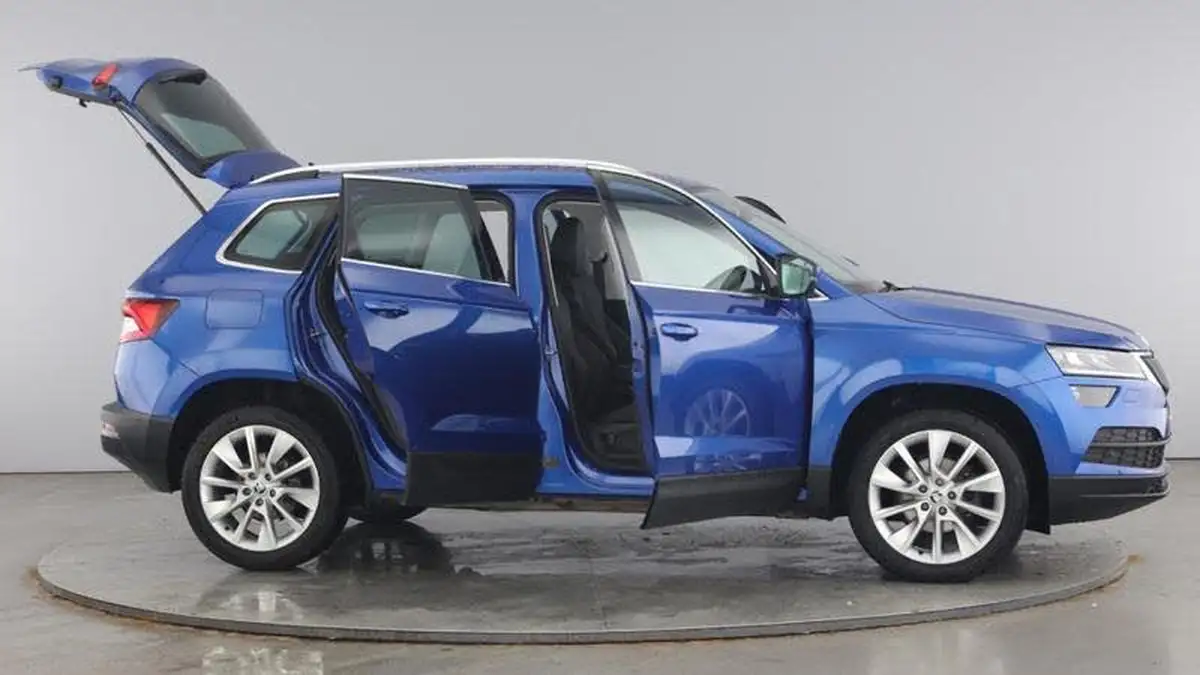 2021-skoda-karoq-15-tsi-se-l-dsg-big-9