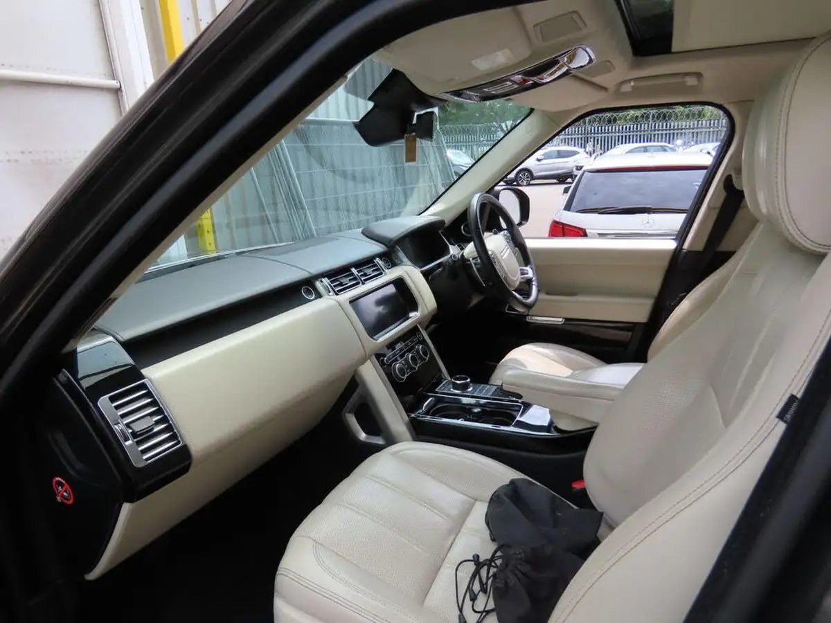 2016-land-rover-range-rover-44-sdv8-autobiography-44-sdv8-339bhp-awd-ss-big-7