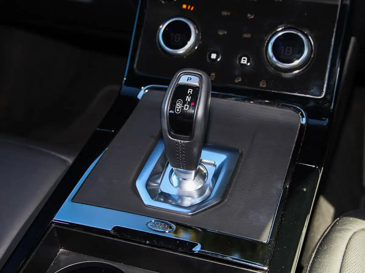 2022-land-rover-range-rover-evoque-20-d200-r-dynamic-se-big-14