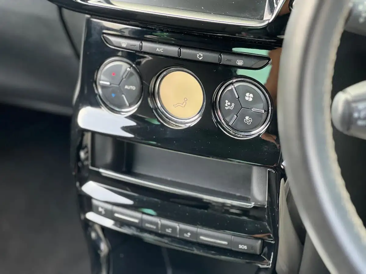 2018-ds-ds-3-12-puretech-connected-chic-110ps-ss-big-23