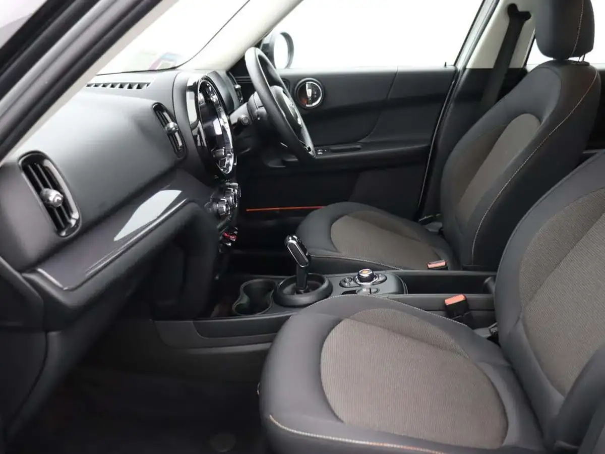 2020-mini-countryman-15-cooper-classic-auto-big-29