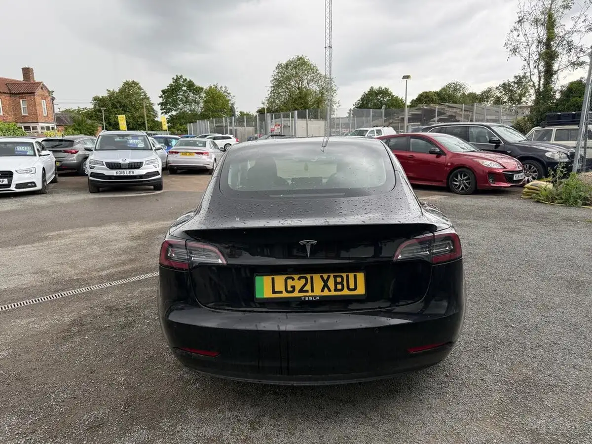 2021-tesla-model-3-e-standard-plus-big-4