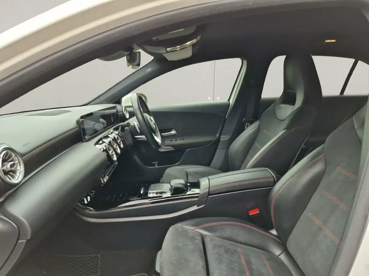 2019-mercedes-benz-a-class-20-a250-amg-line-premium-hatchback-5d-big-15