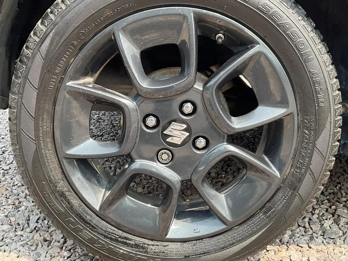2017-suzuki-ignis-12-dualjet-sz-t-big-14