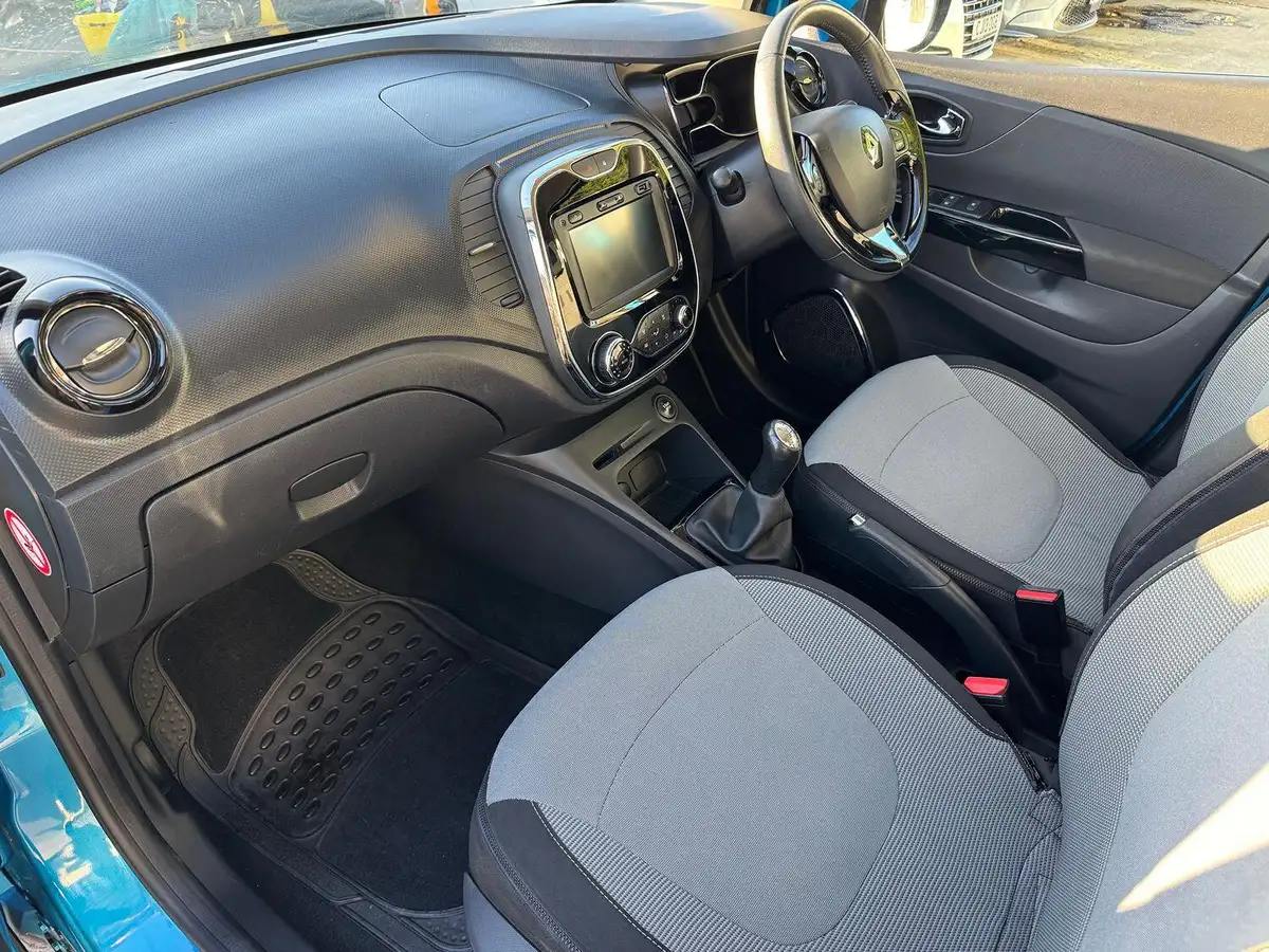 2013-renault-captur-09-dynamique-big-28