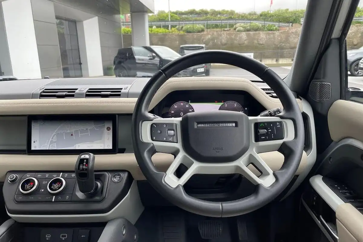 2022-land-rover-110-defender-30-d250-x-dynamic-se-big-42