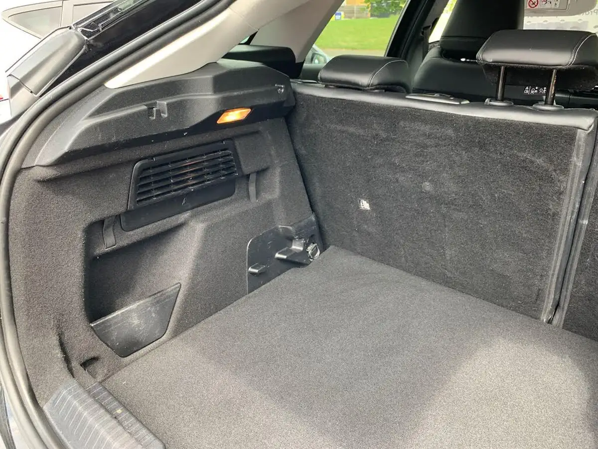 2021-citroen-c4-12-puretech-shine-130ps-big-34