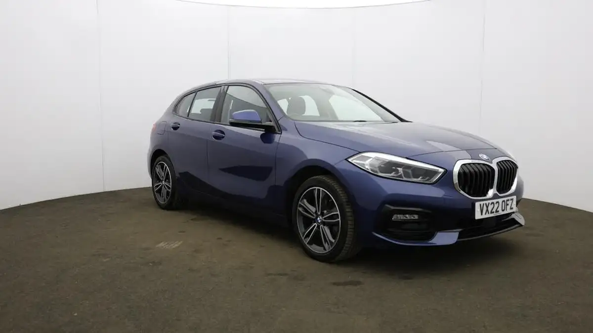2022-bmw-1-series-15td-116d-sport-dct-big-47