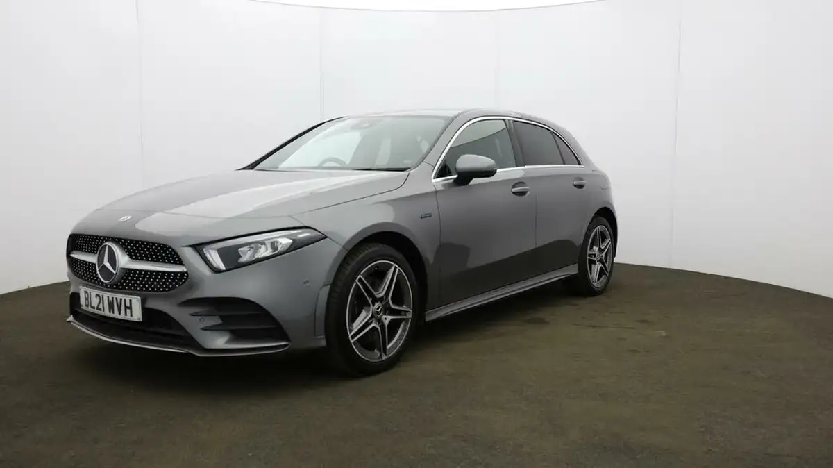 2021-mercedes-benz-a-class-13-a250e-amg-line-executive-hatchback-5d-big-38