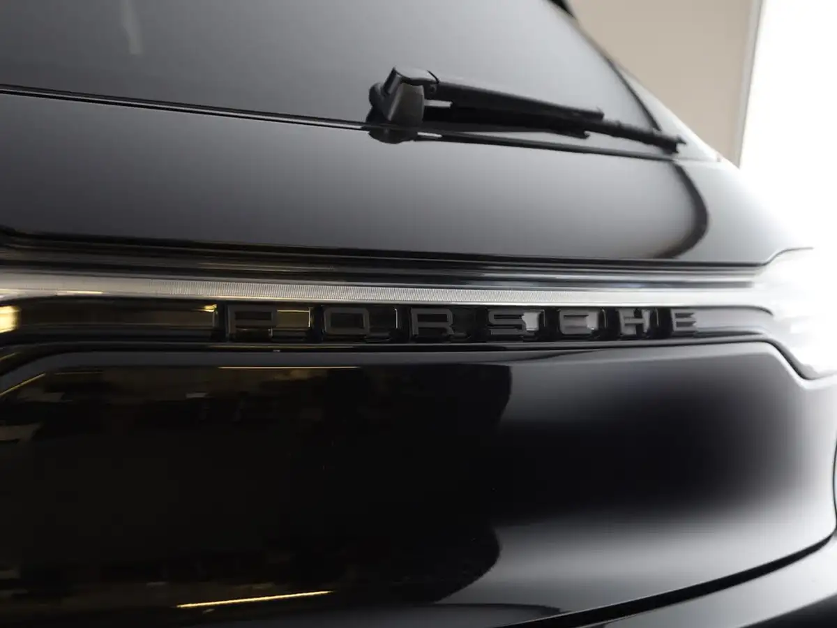 2024-porsche-macan-29-v6-s-big-30