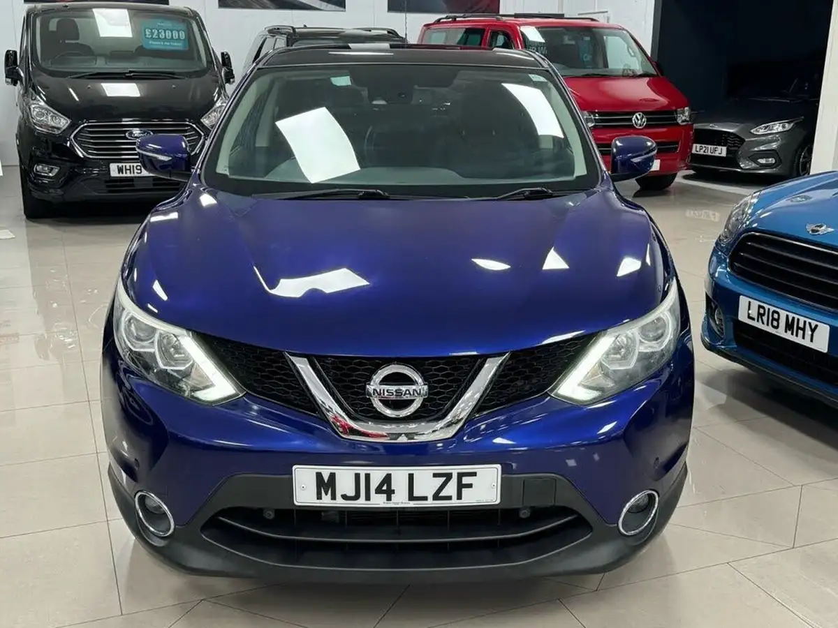 2014-nissan-qashqai-12-acenta-premium-big-12