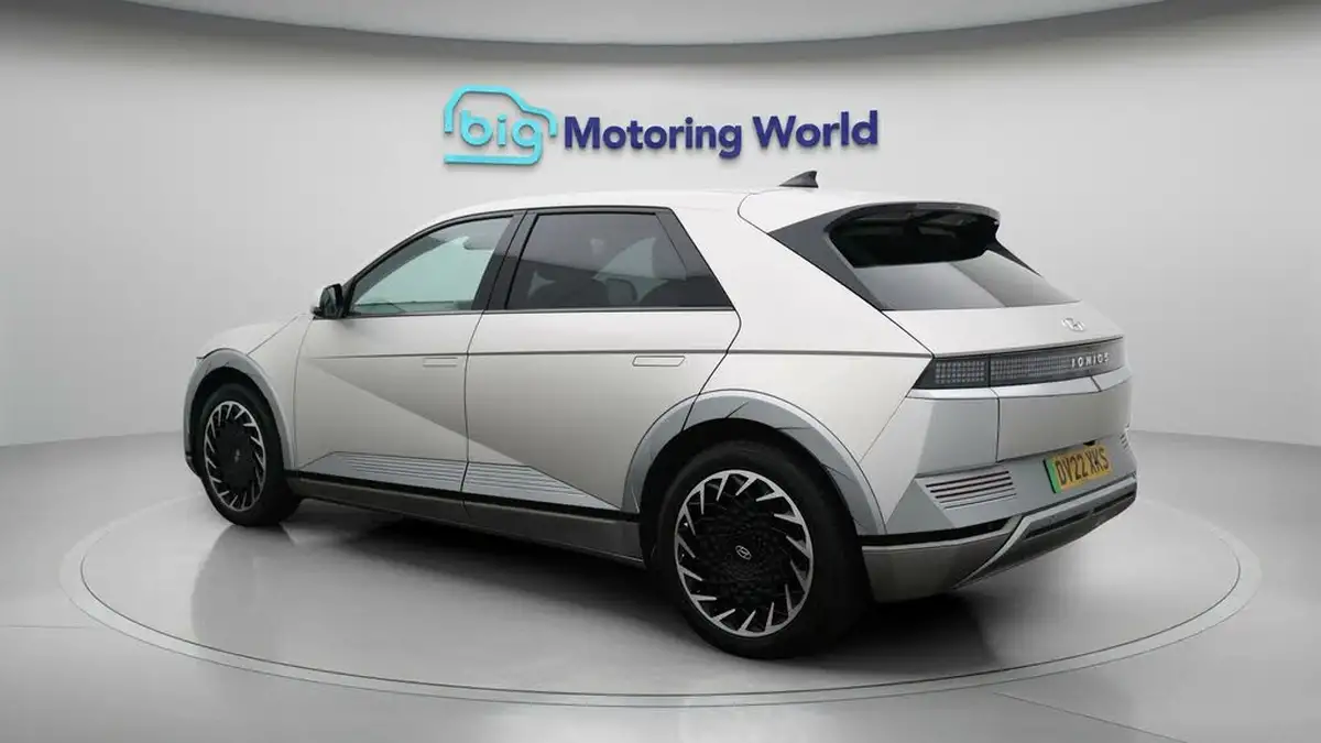 2022-hyundai-ioniq-5-e-ultimate-217ps-73kwh-rwd-big-5