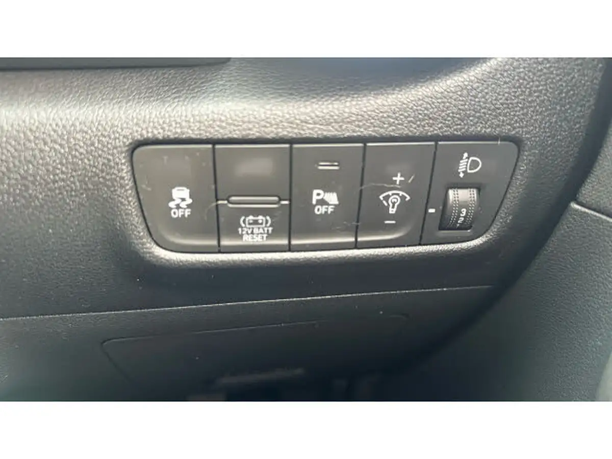 2022-hyundai-kona-16-gdi-se-connect-big-60