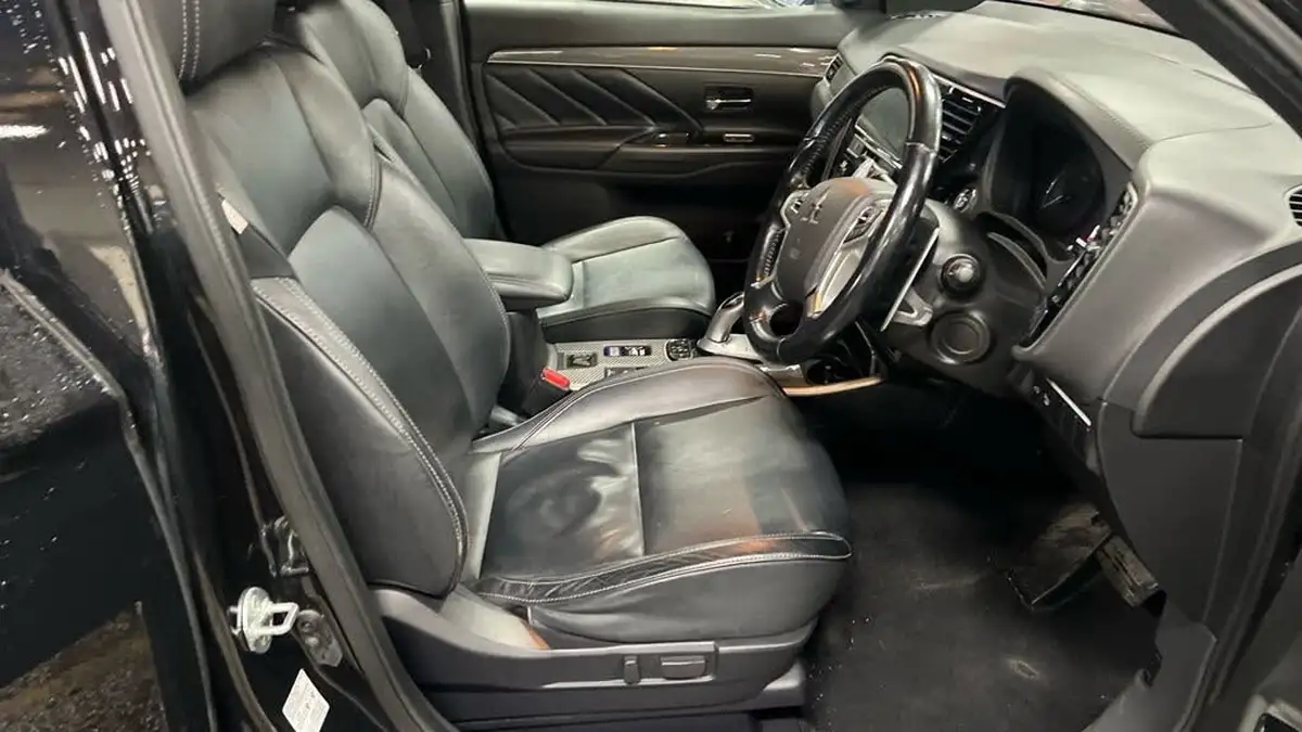 2019-mitsubishi-outlander-24-4h-phev-big-5
