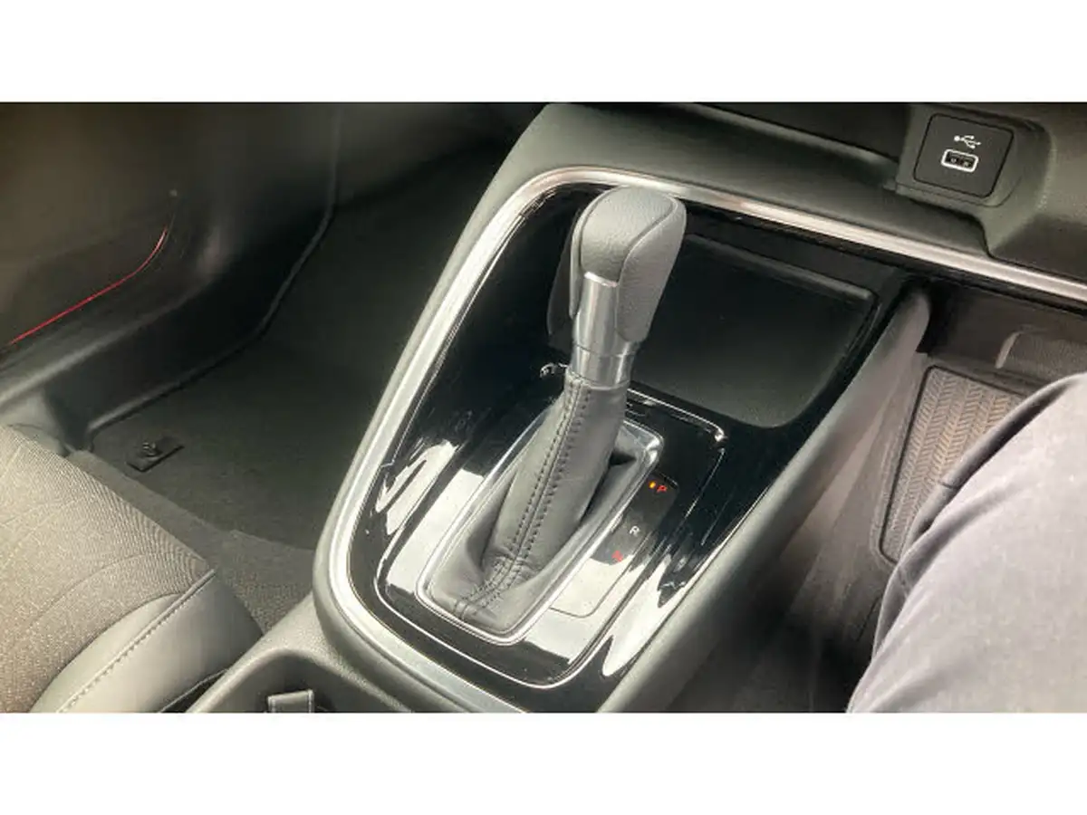 2023-honda-hr-v-15-i-mmd-advance-big-34