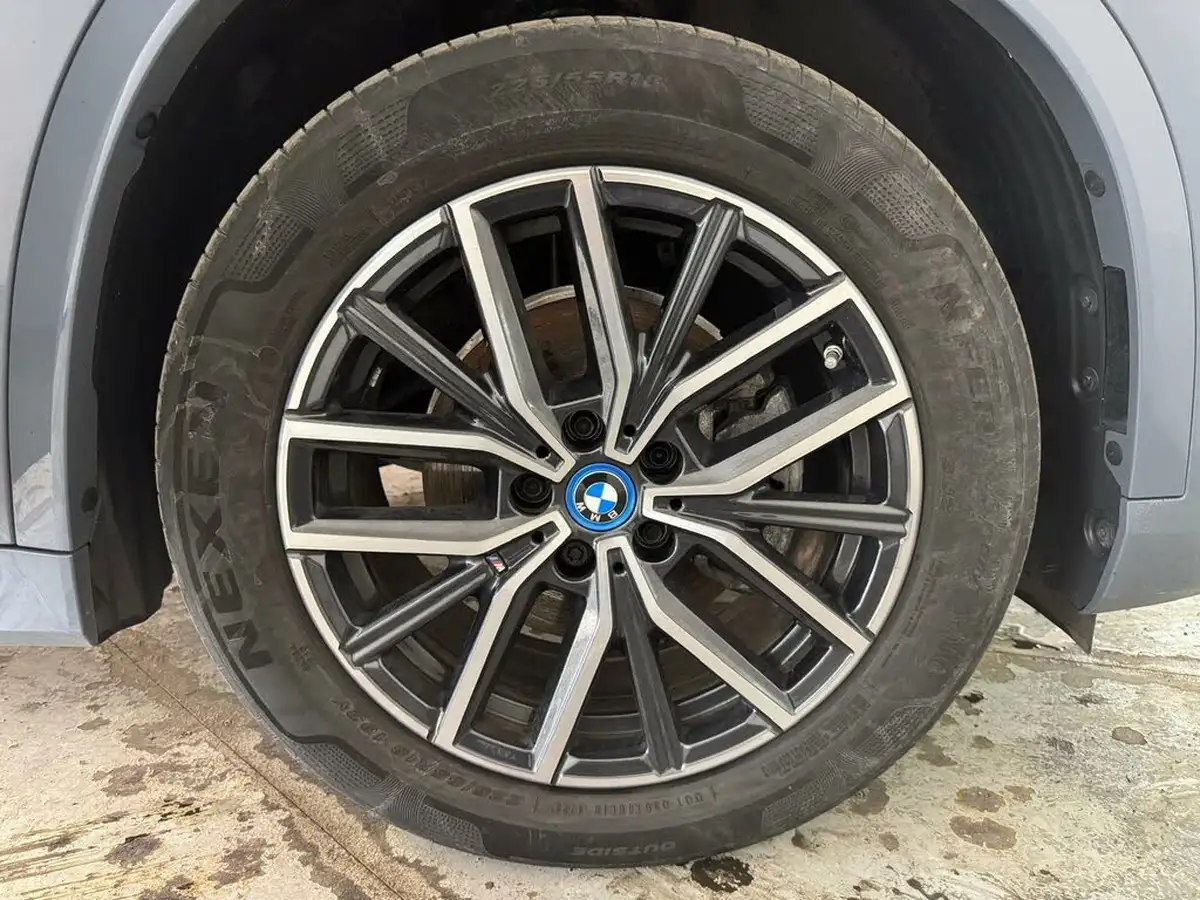 2024-bmw-ix1-e-edrive20-m-sport-big-31