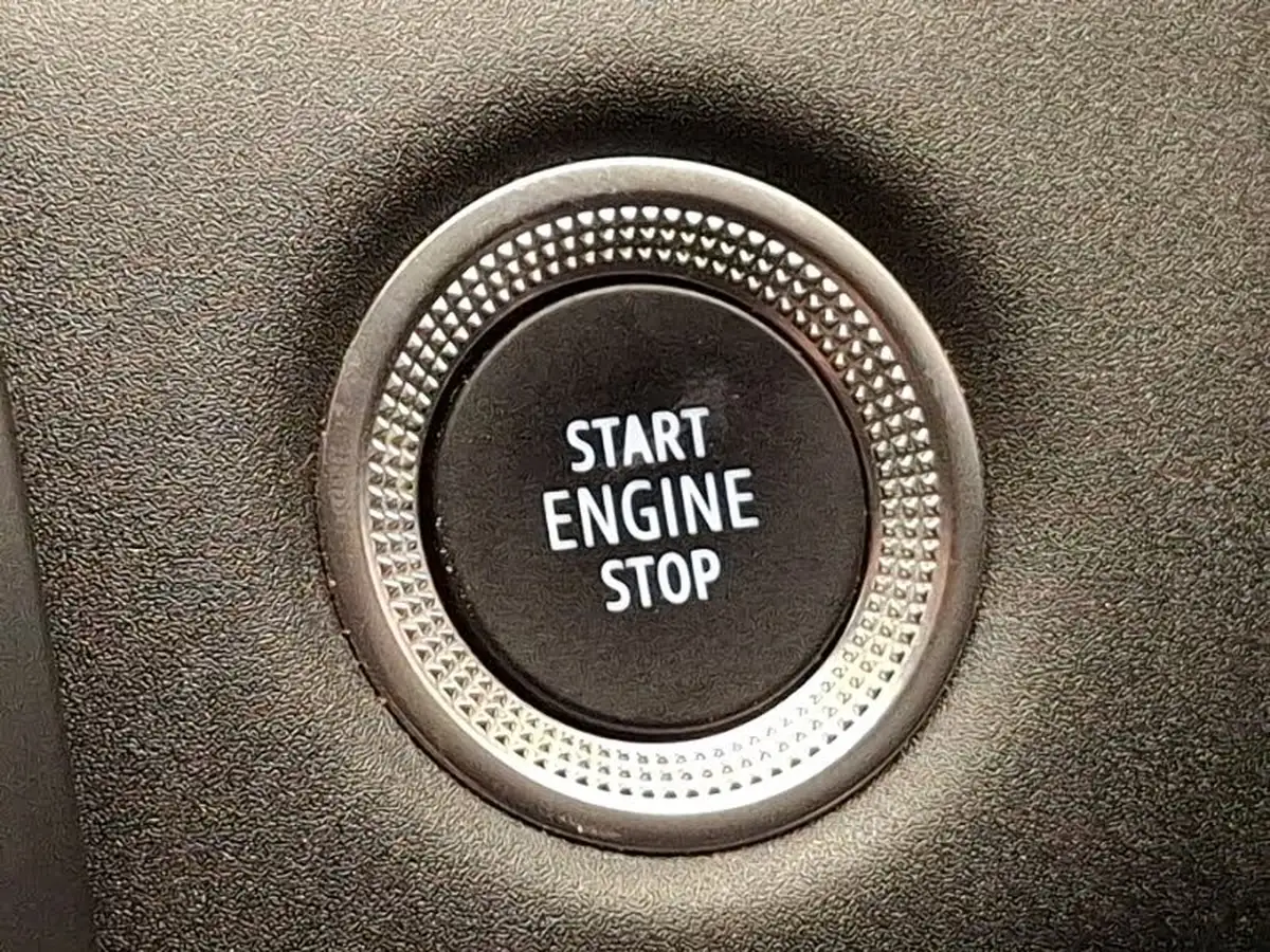 2022-renault-captur-10-tce-iconic-edition-big-18