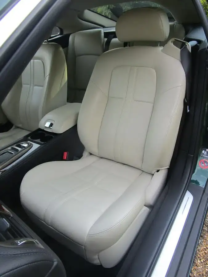 2007-jaguar-xk-42-coupe-big-12