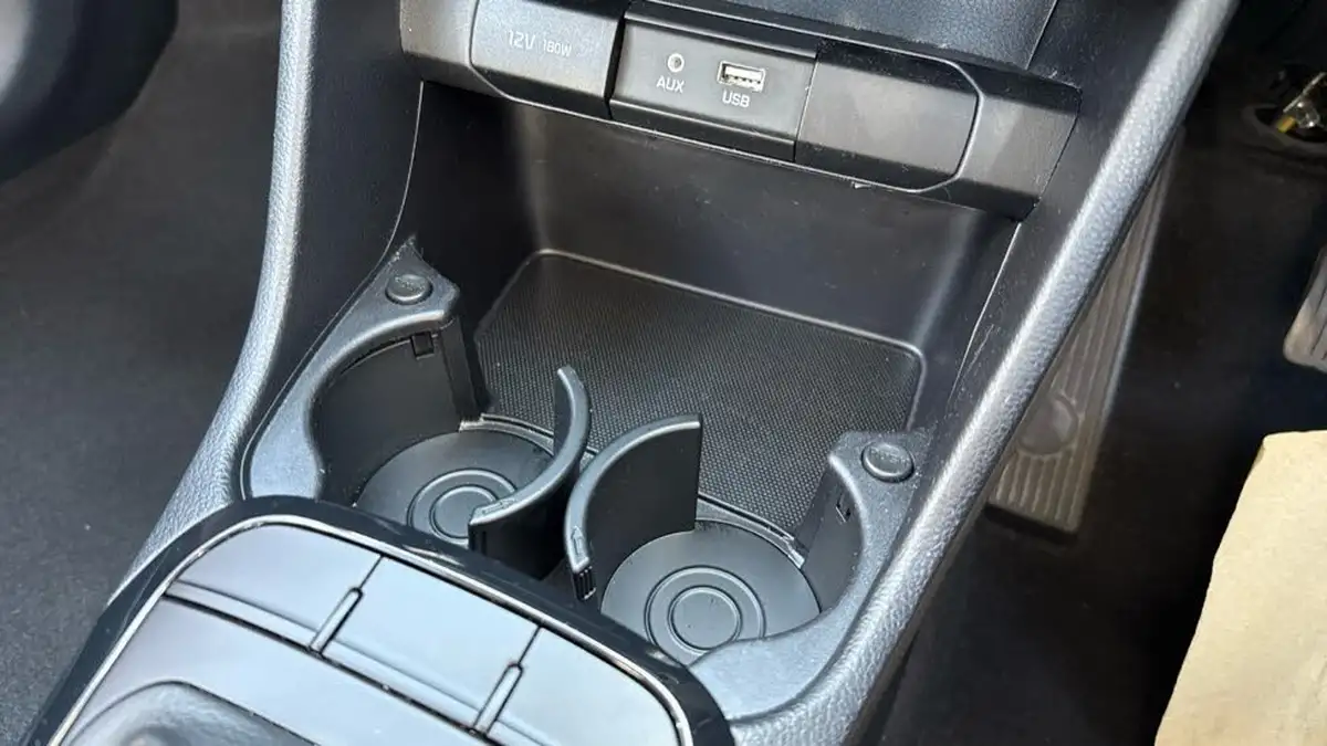 2017-kia-picanto-125-3-big-39