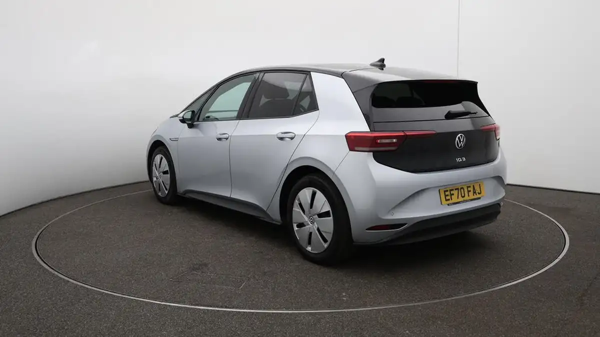 2020-volkswagen-id3-e-style-big-64