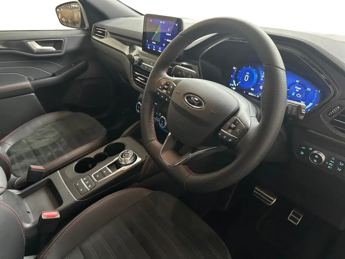 2023-ford-kuga-big-9