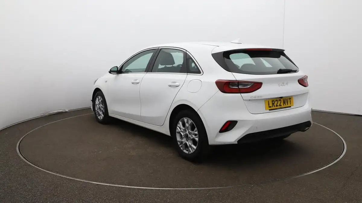 2021-kia-ceed-10-t-gdi-2-hatchback-big-61