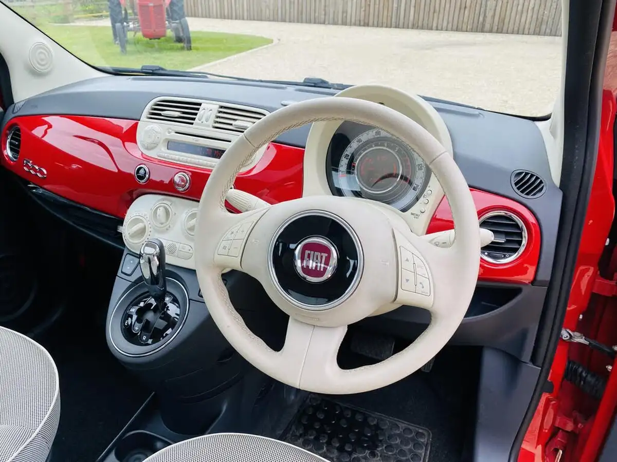 2010-fiat-500-12-lounge-69bhp-dualogic-big-14