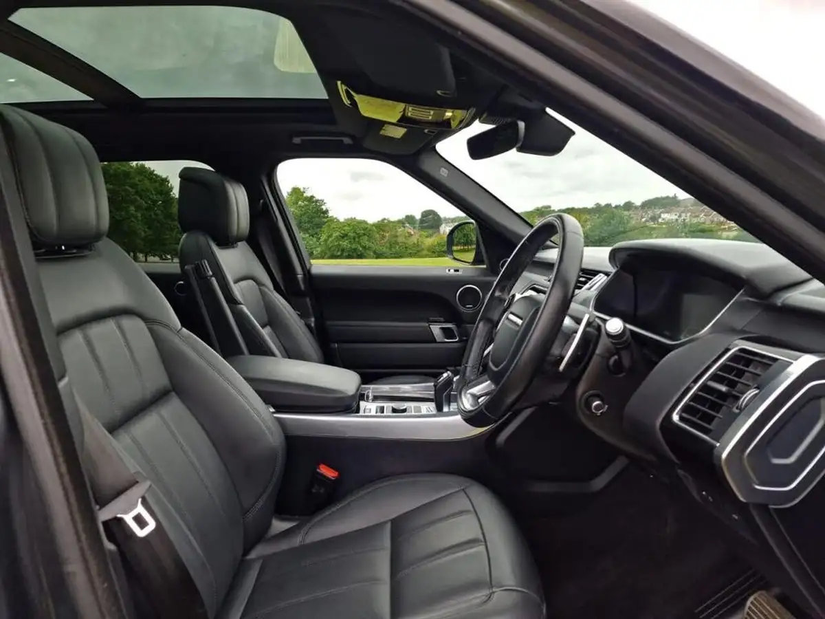 2021-land-rover-range-rover-sport-30-d300-hse-dynamic-black-big-6