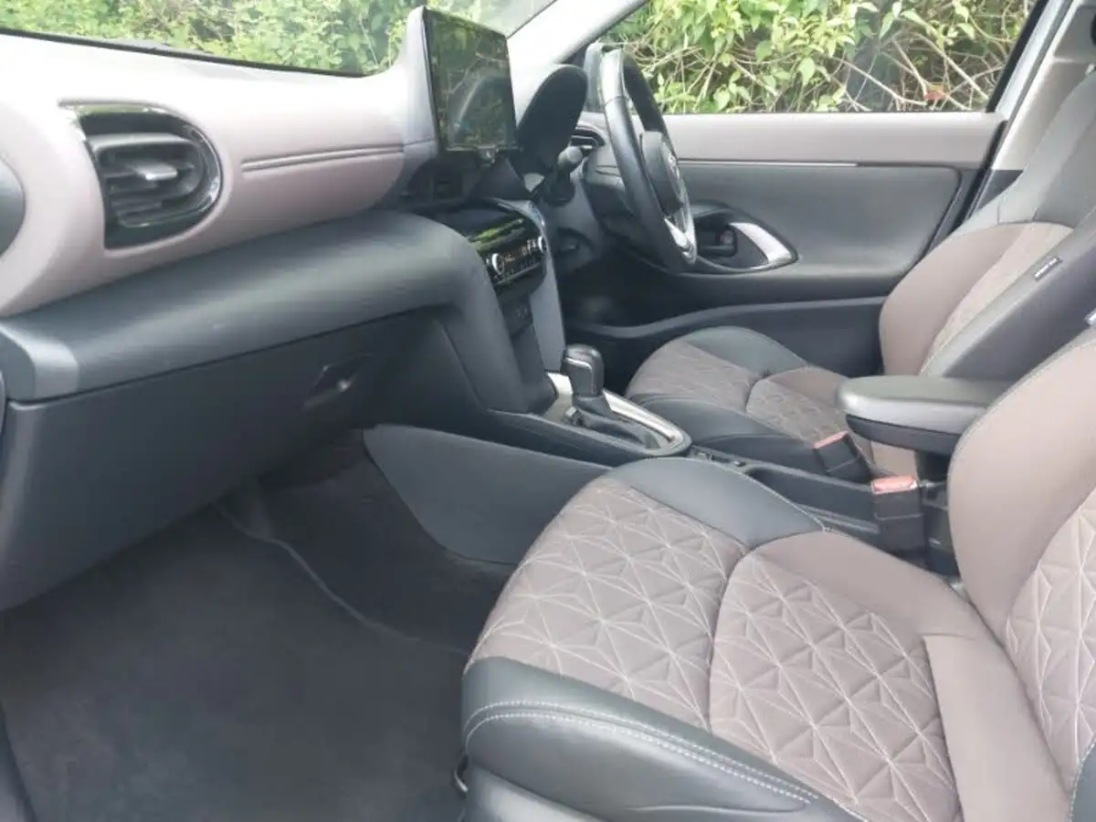 2021-toyota-yaris-cross-15-vvt-i-excel-big-4