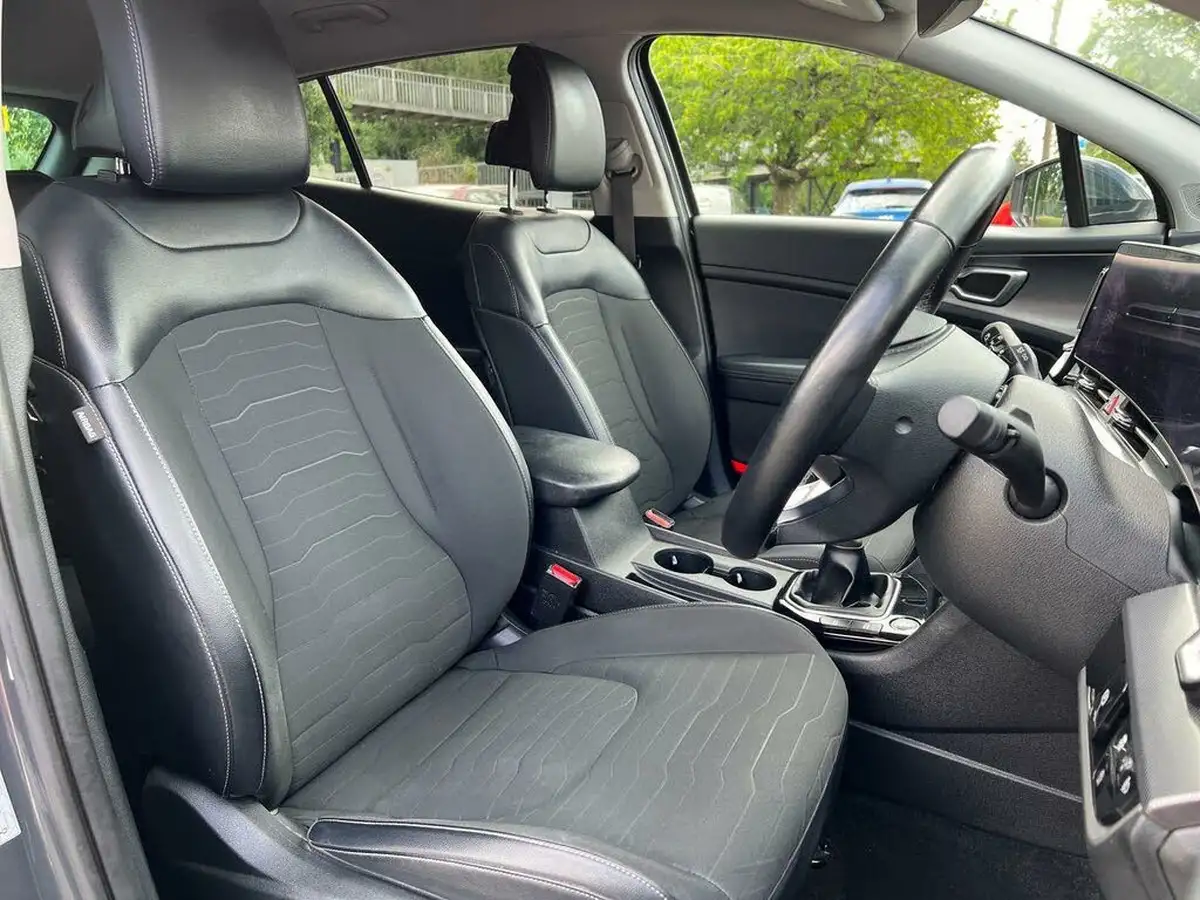 2023-kia-sportage-16-t-gdi-3-148bhp-big-28