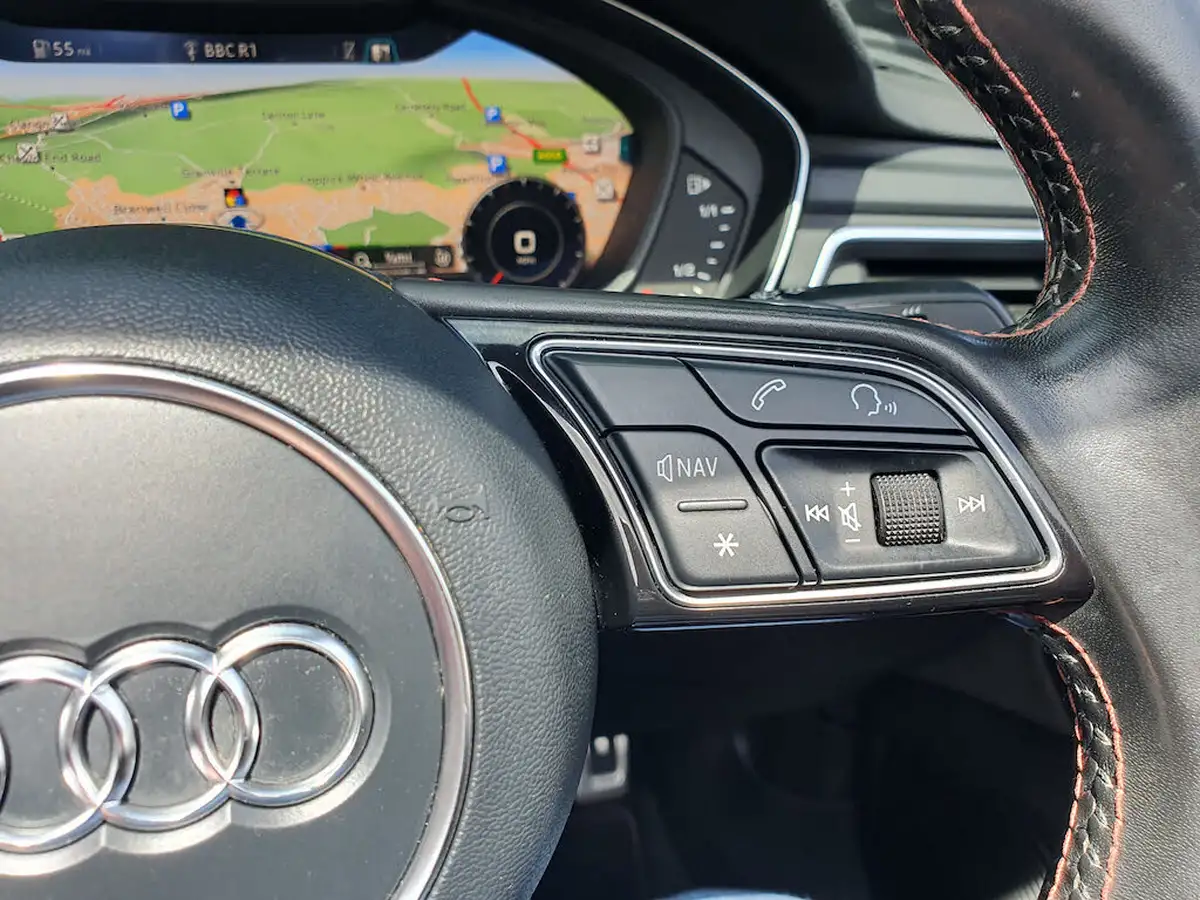2017-audi-s5-30-tfsi-quattro-cabriolet-2d-big-42