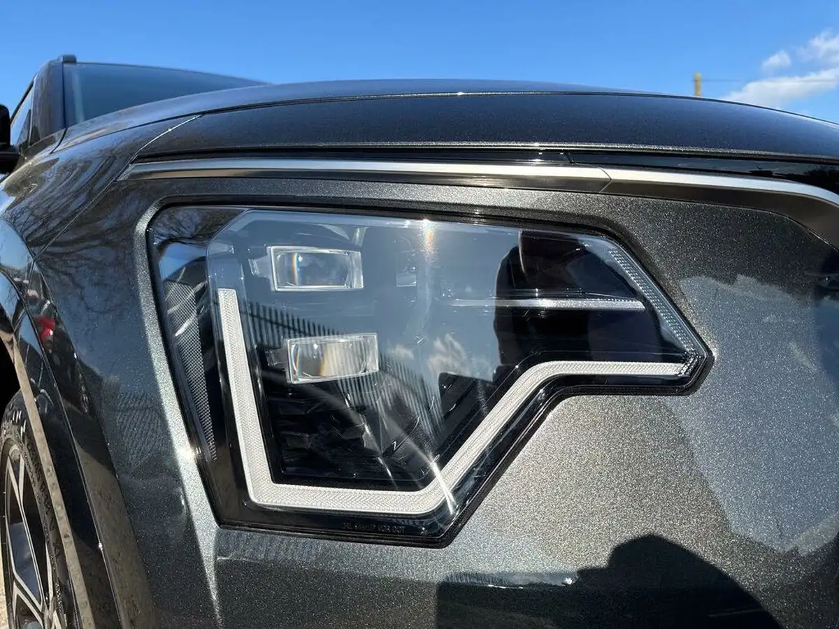 2024-kia-niro-ev-e-2-big-18