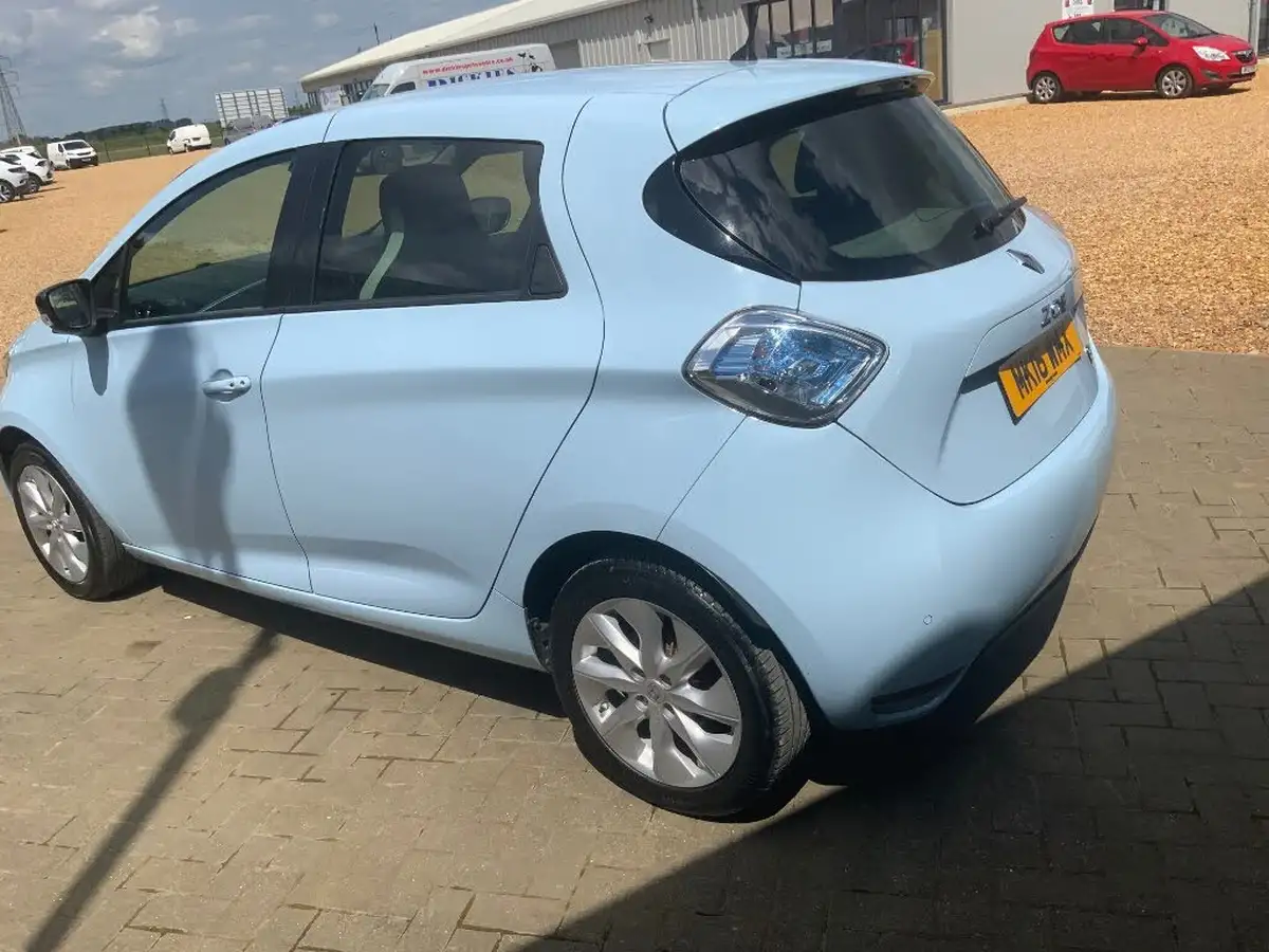 2016-renault-zoe-e-dynamique-nav-88bhp-big-4